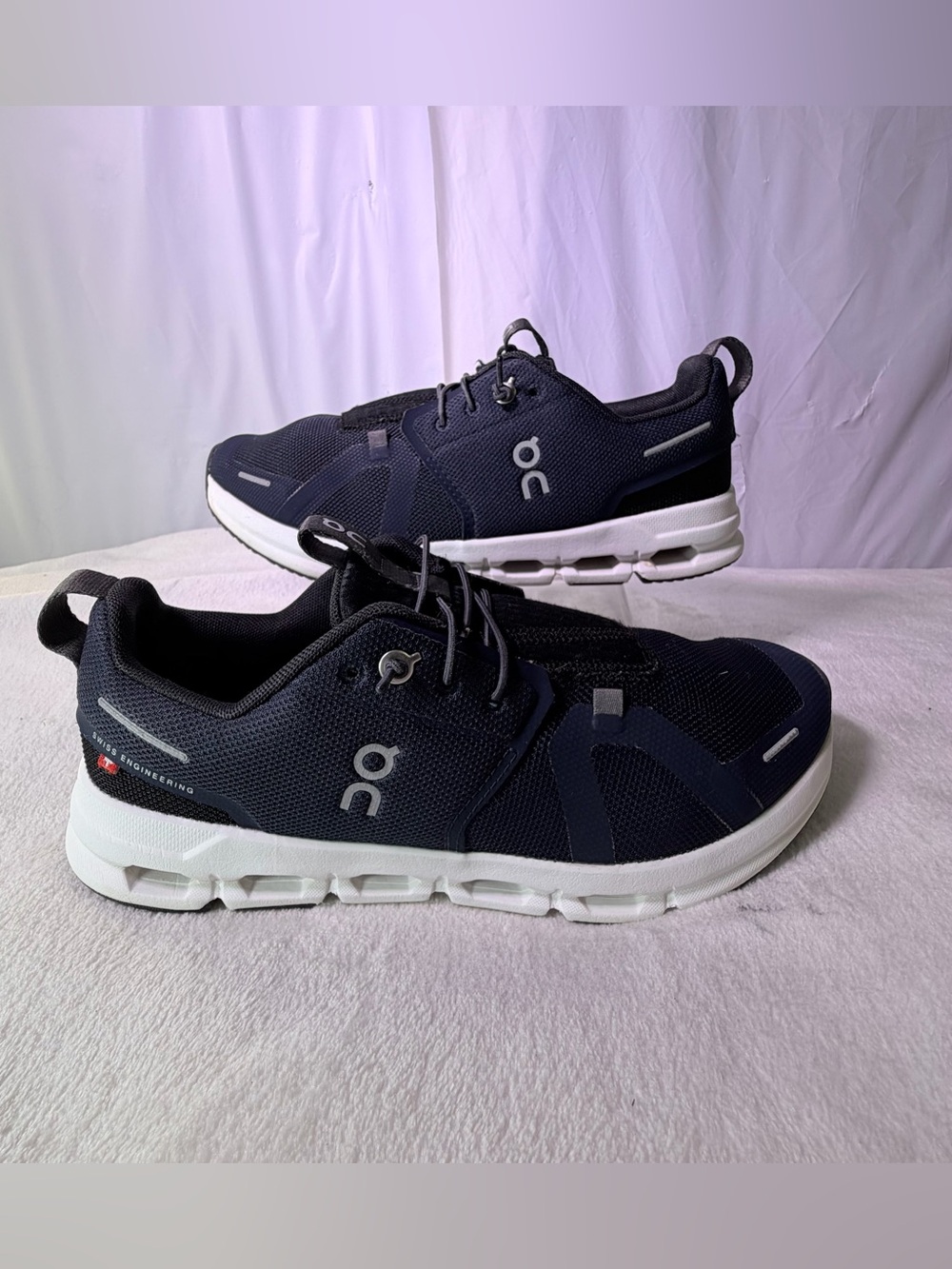On Running Men’s Navy and White Athletic Sneakers